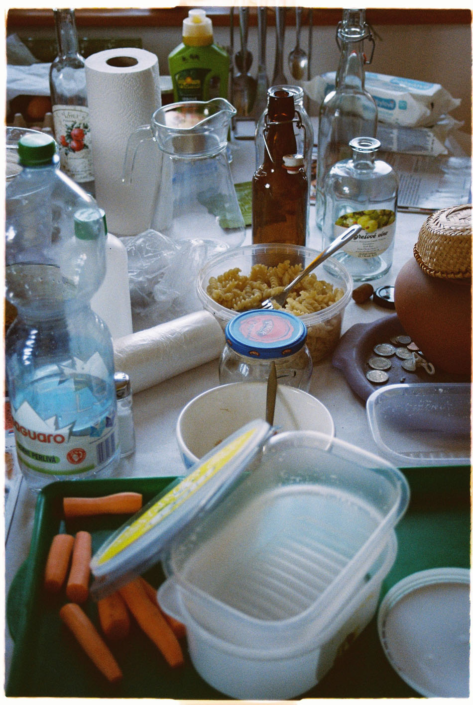 barbara-gocnikova-there-is-no-place-at-the-dining-table-7